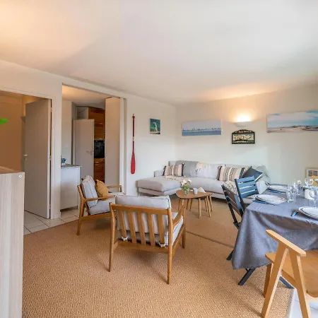 Apartment Baie De Beaumer-3 By Interhome Carnac